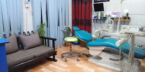 ডেন্টিস্ট পয়েন্ট - 01305070858