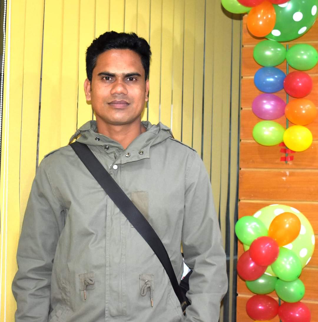 মোল্লা তোফাজ্জল - 01716225300